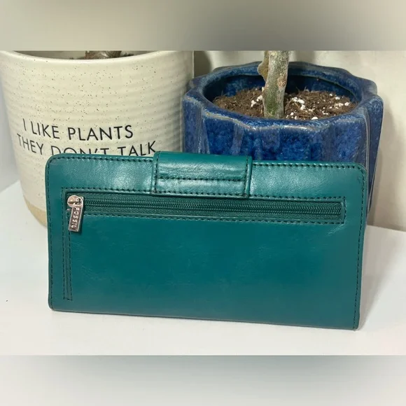 Fossil Teal and Dark Blue Wallet Duo - Picture 11 of 15